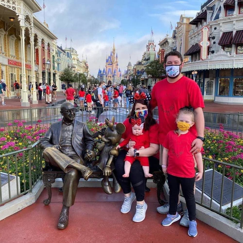 Meet your Posher, Leigh